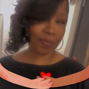 Meet your Posher, Pauline